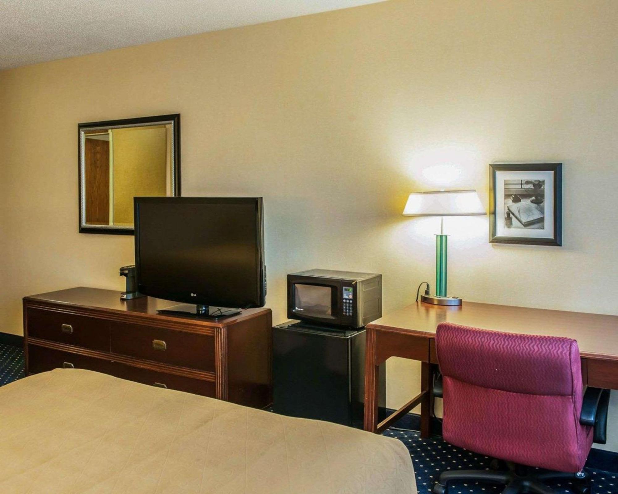 Quality Inn & Suites Goshen Eksteriør bilde